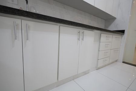 Casa para alugar com 180m², 3 quartos e 6 vagas Casa para alugar com 180m², 3 quartos e 6 vagasCozinha