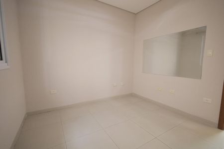 Casa para alugar com 180m², 3 quartos e 6 vagas Casa para alugar com 180m², 3 quartos e 6 vagasQuarto 2