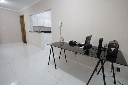 Casa para alugar com 180m², 3 quartos e 6 vagas Casa para alugar com 180m², 3 quartos e 6 vagasSala de Jantar