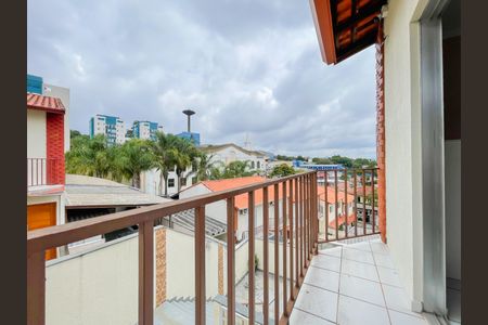 Sacada de casa de condomínio para alugar com 2 quartos, 89m² em Santo Antônio, Osasco