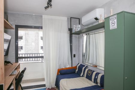 Sala e Cozinha de apartamento à venda com 1 quarto, 29m² em Barra Funda, São Paulo