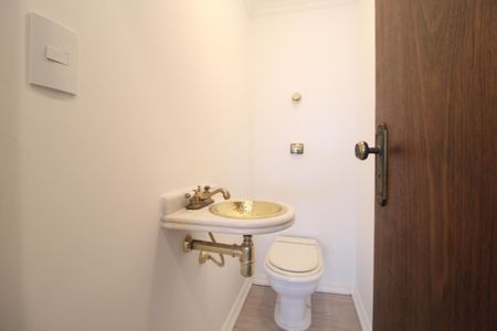 Apartamento para alugar com 180m², 4 quartos e 2 vagasLavabo