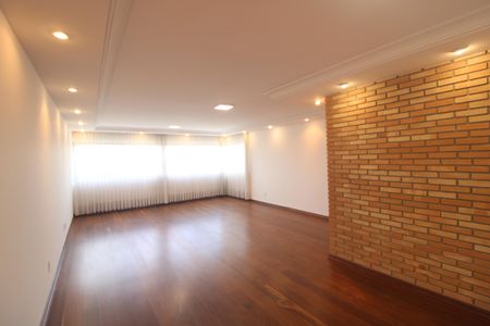 Sala de apartamento para alugar com 4 quartos, 180m² em Cidade Dutra, São Paulo