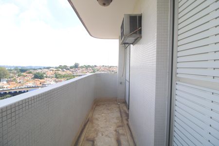 Apartamento para alugar com 180m², 4 quartos e 2 vagasSacada do quarto