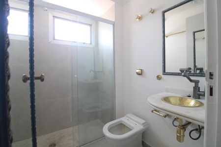 Apartamento para alugar com 180m², 4 quartos e 2 vagasBanheiro comum