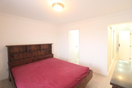 Apartamento para alugar com 180m², 4 quartos e 2 vagasSuíte 1