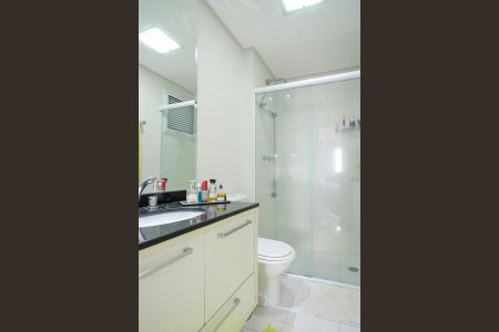 Apartamento à venda com 92m², 3 quartos e 2 vagasBanheiro social