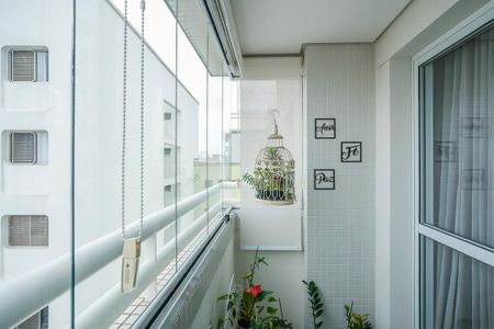 Apartamento à venda com 92m², 3 quartos e 2 vagasVaranda