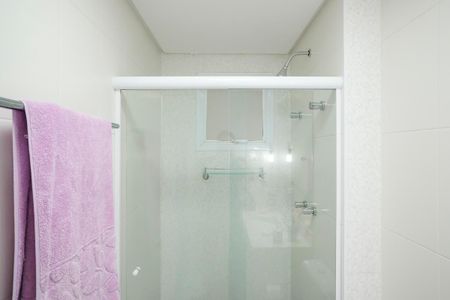 Apartamento à venda com 92m², 3 quartos e 2 vagasBanheiro da suíte