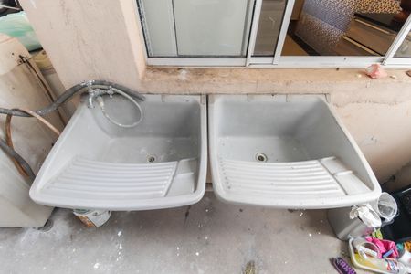 Casa para alugar com 66m², 2 quartos e 1 vagaÁrea de Serviço