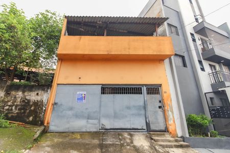 Casa para alugar com 66m², 2 quartos e 1 vagaFachada