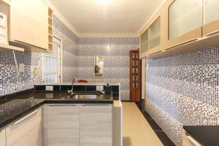 Casa para alugar com 66m², 2 quartos e 1 vagaSala - Cozinha