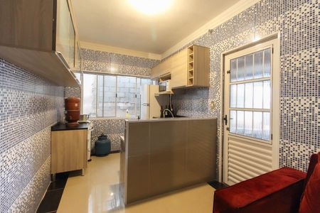 Casa para alugar com 66m², 2 quartos e 1 vagaSala - Cozinha