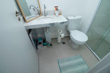 Apartamento para alugar com 49m², 2 quartos e 1 vaga Apartamento para alugar com 49m², 2 quartos e 1 vagaBanheiro da Suíte