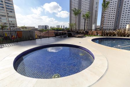 Apartamento para alugar com 49m², 2 quartos e 1 vaga Apartamento para alugar com 49m², 2 quartos e 1 vagaÁrea comum - Piscina