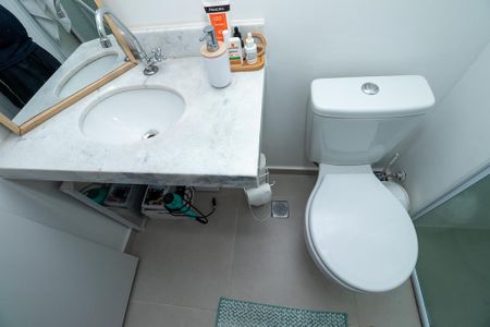 Apartamento para alugar com 49m², 2 quartos e 1 vaga Apartamento para alugar com 49m², 2 quartos e 1 vagaBanheiro da Suíte