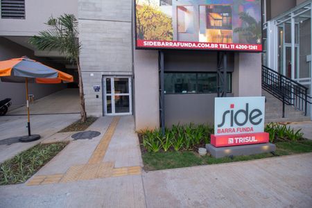 Apartamento para alugar com 49m², 2 quartos e 1 vaga Apartamento para alugar com 49m², 2 quartos e 1 vagaEntrada