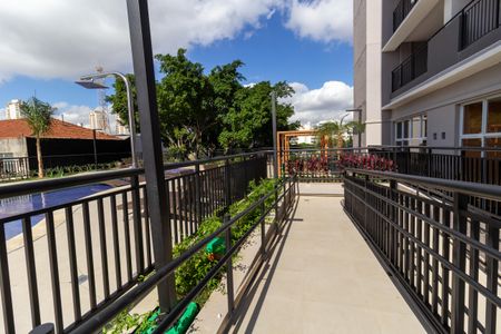 Apartamento para alugar com 49m², 2 quartos e 1 vaga Apartamento para alugar com 49m², 2 quartos e 1 vagaÁrea comum - Rampa de acesso