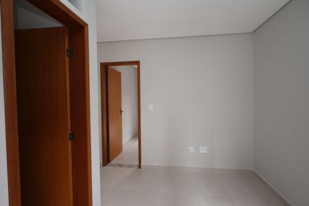Sala de TV de apartamento para alugar com 1 quarto, 25m² em Vila Curuçá, Santo André