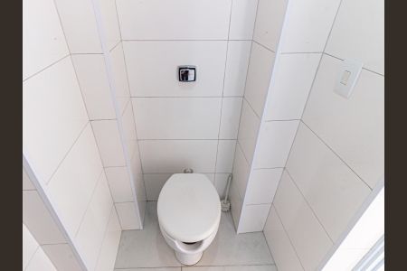 Apartamento à venda com 80m², 2 quartos e 1 vaga Apartamento à venda com 80m², 2 quartos e 1 vagaBanheiro 2