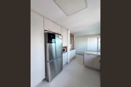 Apartamento à venda com 236m², 3 quartos e 3 vagasCozinha