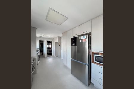 Apartamento à venda com 236m², 3 quartos e 3 vagasCozinha