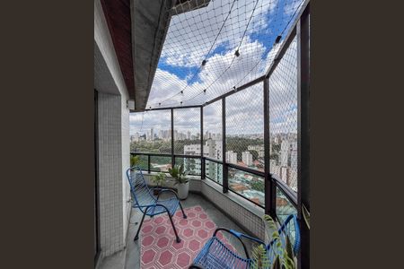 Apartamento à venda com 236m², 3 quartos e 3 vagasSacada