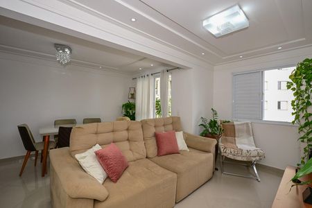 Apartamento para alugar com 62m², 2 quartos e 1 vagaSala