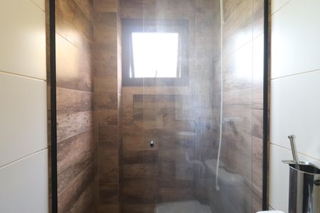 Banheiro de kitnet/studio para alugar com 1 quarto, 28m² em Vila Nova, Novo Hamburgo