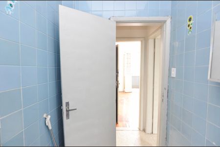 Apartamento para alugar com 60m², 2 quartos e sem vagaBanheiro