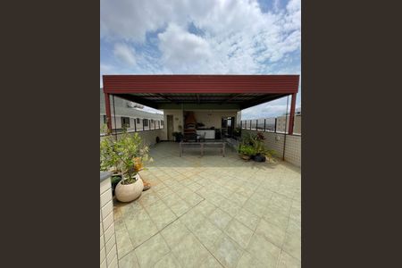 Casa à venda com 200m², 5 quartos e 3 vagas