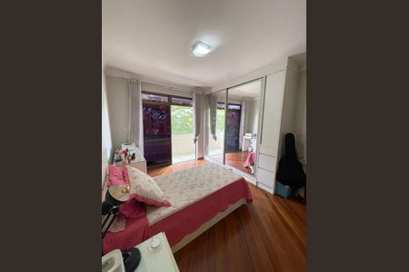 Casa à venda com 200m², 5 quartos e 3 vagas