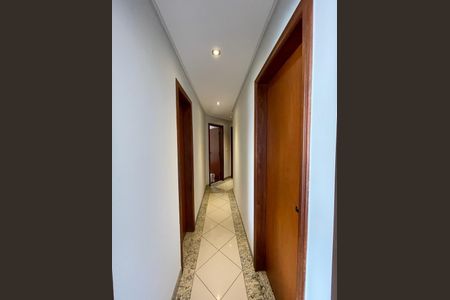 Casa à venda com 200m², 5 quartos e 3 vagas