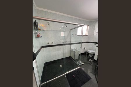 Casa à venda com 200m², 5 quartos e 3 vagas