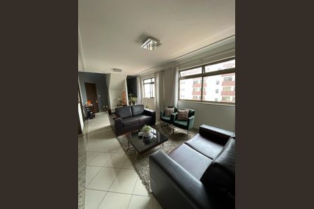 Casa à venda com 200m², 5 quartos e 3 vagas