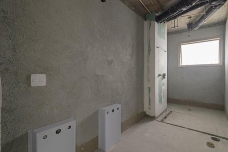 Apartamento à venda com 218m², 3 quartos e 4 vagasBanheiro da Suíte 1