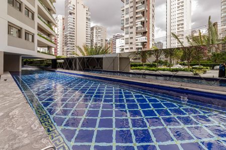 Apartamento à venda com 217m², 3 quartos e 3 vagasÁrea comum - Piscina