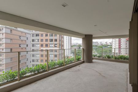Sacada de apartamento à venda com 3 quartos, 217m² em Indianópolis, São Paulo