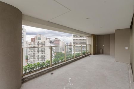 Apartamento à venda com 219m², 3 quartos e 4 vagasSacada