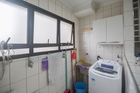 Apartamento para alugar com 94m², 3 quartos e 1 vagaÁrea de Serviço