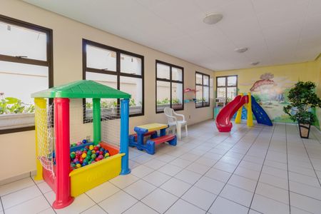 Apartamento para alugar com 94m², 3 quartos e 1 vagaÁrea comum - Playground