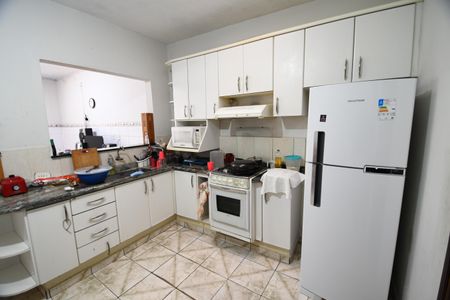 Casa à venda com 300m², 3 quartos e 2 vagasCozinha