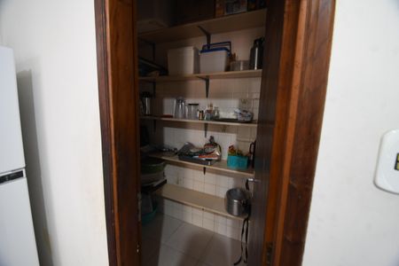 Casa à venda com 300m², 3 quartos e 2 vagasCozinha - Despensa