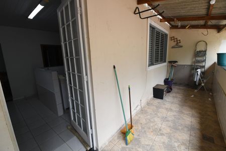 Casa à venda com 300m², 3 quartos e 2 vagasVaranda