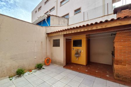 Casa à venda com 193m², 3 quartos e 4 vagasQuintal