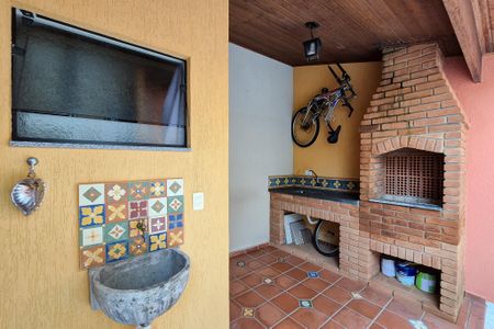 Casa à venda com 193m², 3 quartos e 4 vagasChurrasqueira