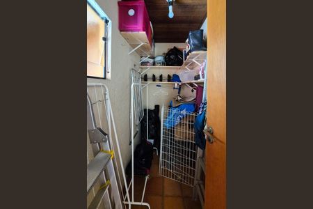 Casa à venda com 193m², 3 quartos e 4 vagasQuarto de Serviço