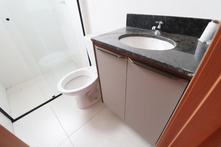 Apartamento para alugar com 56m², 2 quartos e 1 vagaBanheiro do Quarto 2