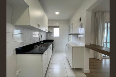 Apartamento para alugar com 91m², 2 quartos e 2 vagasCozinha