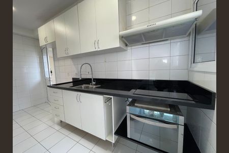 Apartamento para alugar com 91m², 2 quartos e 2 vagasCozinha